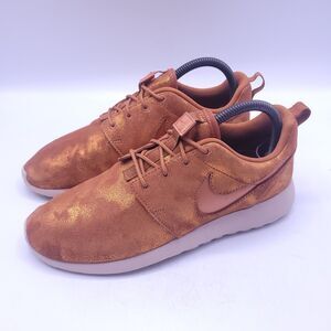 Nike Roshe One Premium Lace Up Athletic Shoe Womens Size 7.5 833928-901 Bronze